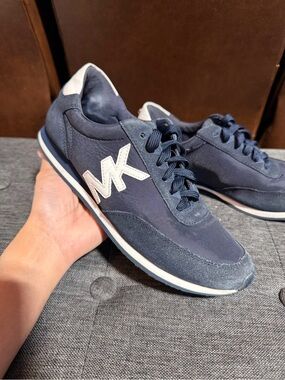 Michael Kors Navy & White Logo Men’s Runner